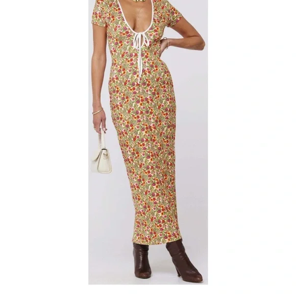 RESA Farrah Dress In Fleetwood. Floral Print Maxi Dress with Tie-Front - Picture 1 of 6